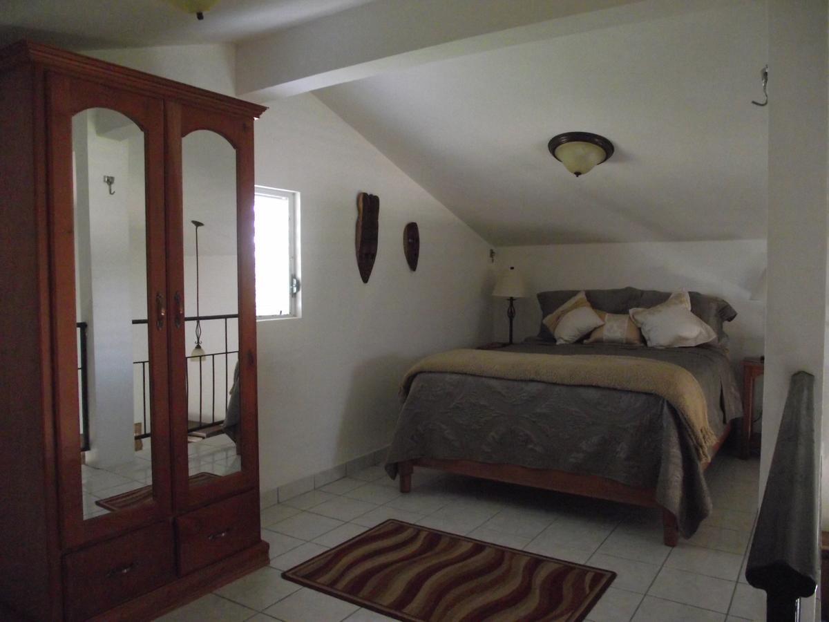 Serenity Sands Bed & Breakfast Corozal Bagian luar foto